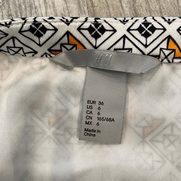 Cute Patterned Skirt - Picture 5 of 6